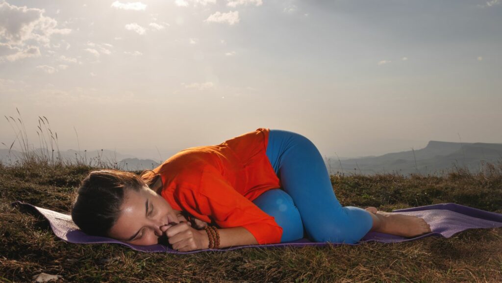 blue yoga pants